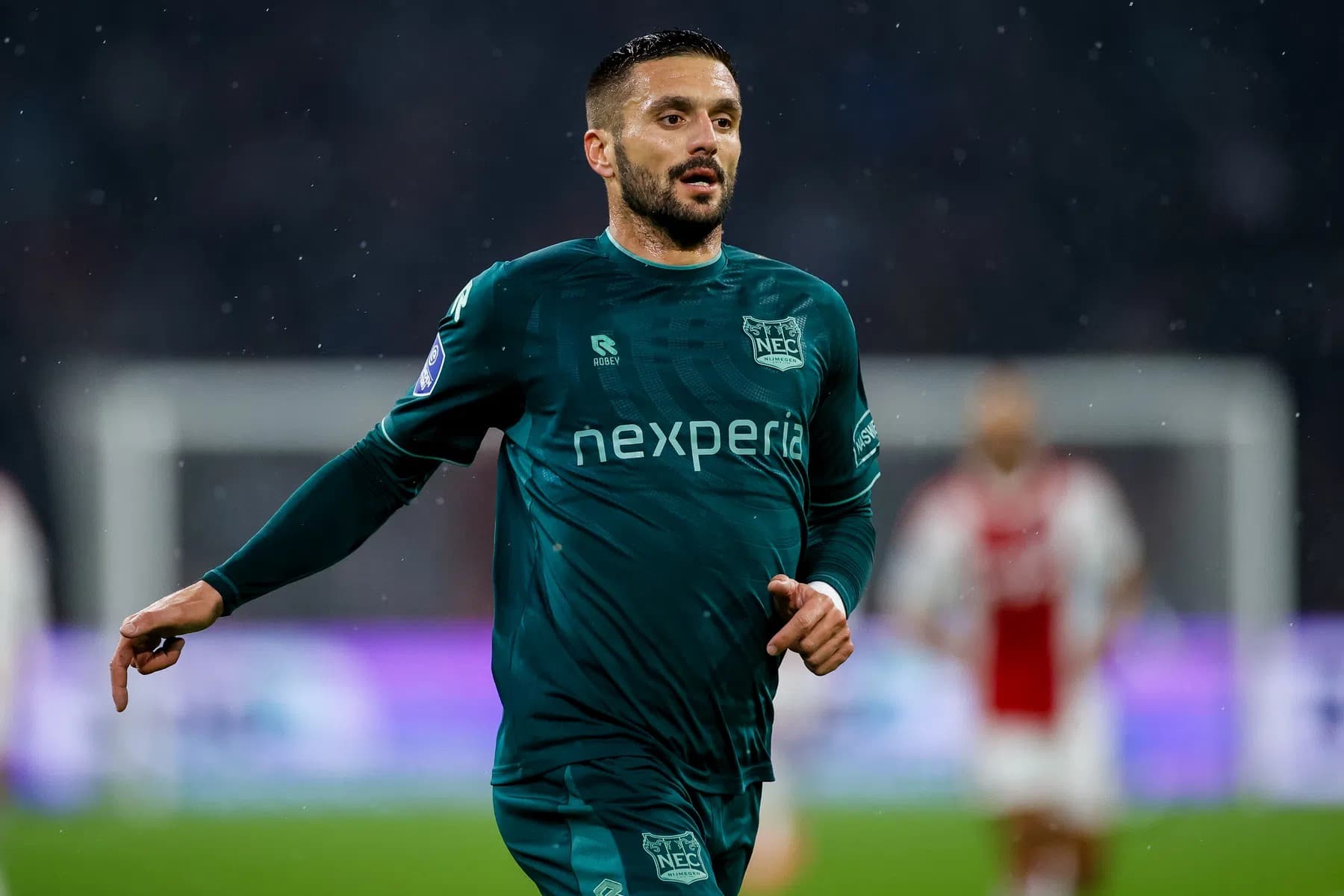 Tadić bijt van zich af na ophef over Ajax-uitspraken: 'Ik ben nooit respectloos richting N.E.C.'